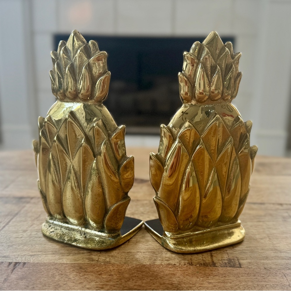 *SOLD* Vintage Virginia Metal Crafters Newport Brass Gold Pineapple Bookends
